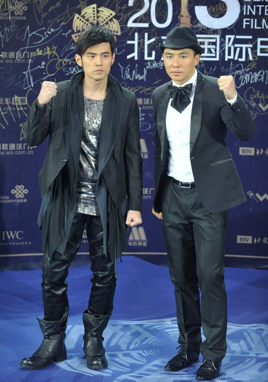 形成低平球 形成低平球